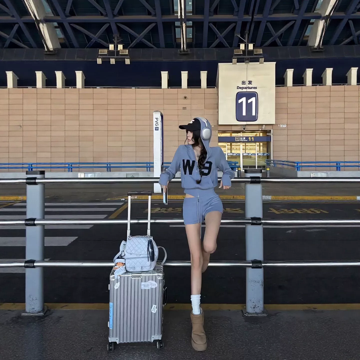 Y2K Hooded Knit Jacket & Shorts Two‑Piece Set Y2K Hooded Knit Jacket & Shorts Two‑Piece Set